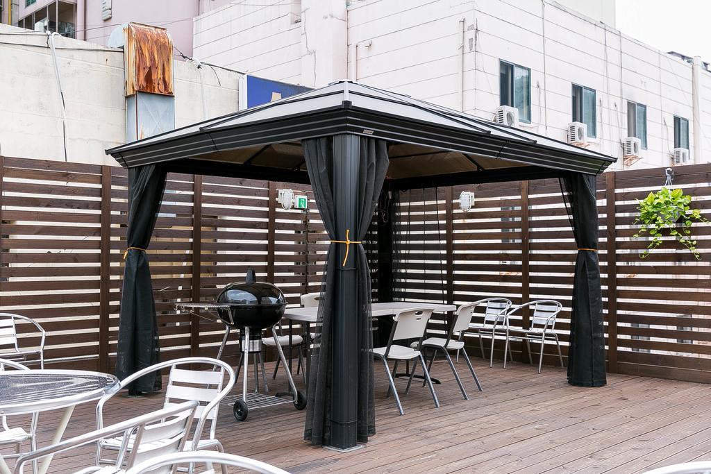 Discovery Busan Guesthouse Bagian luar foto