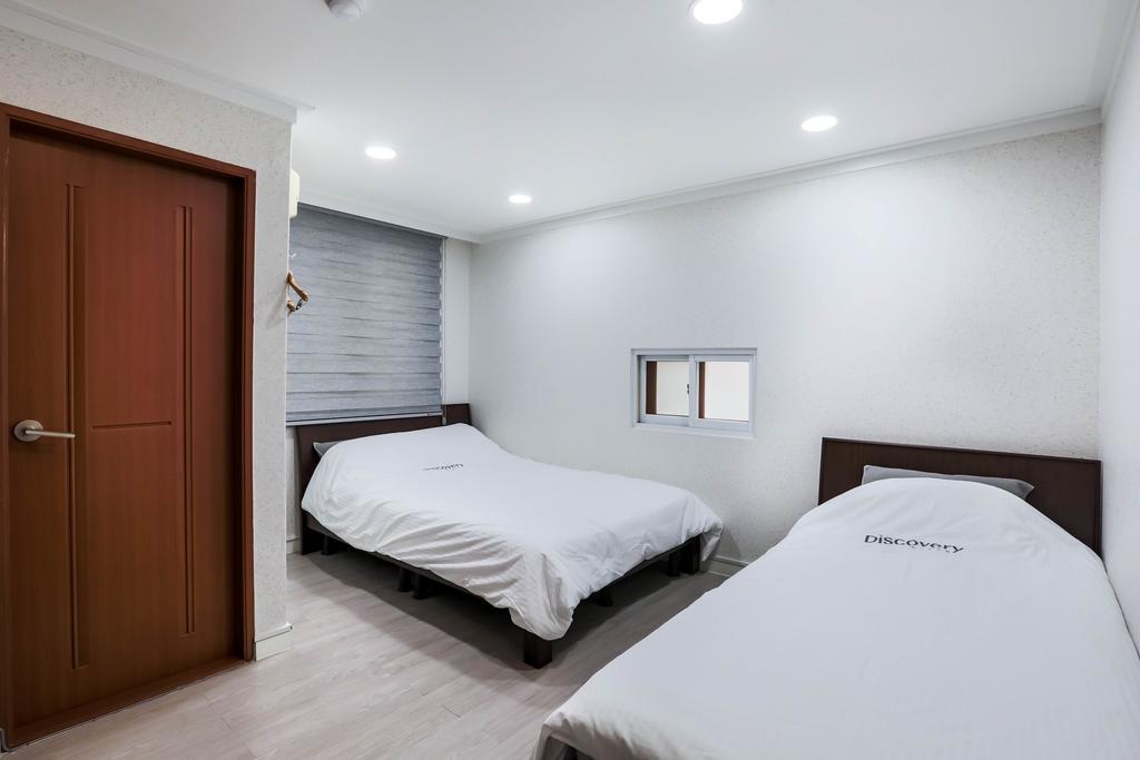 Discovery Busan Guesthouse Bagian luar foto